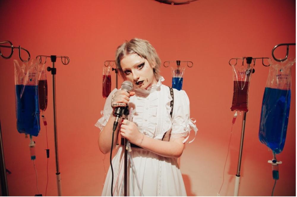 carolesdaughter releases “please put me in a medically induced coma” with provocative music video