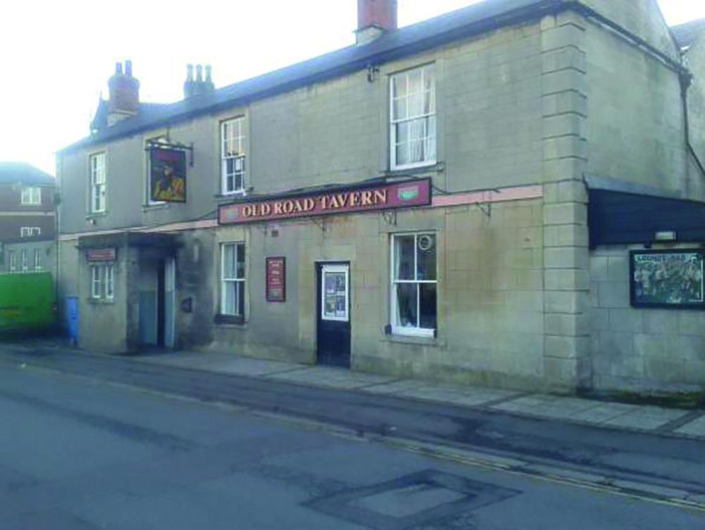 The Old Road Tavern in Chippenham changes hands with a familiar face in charge